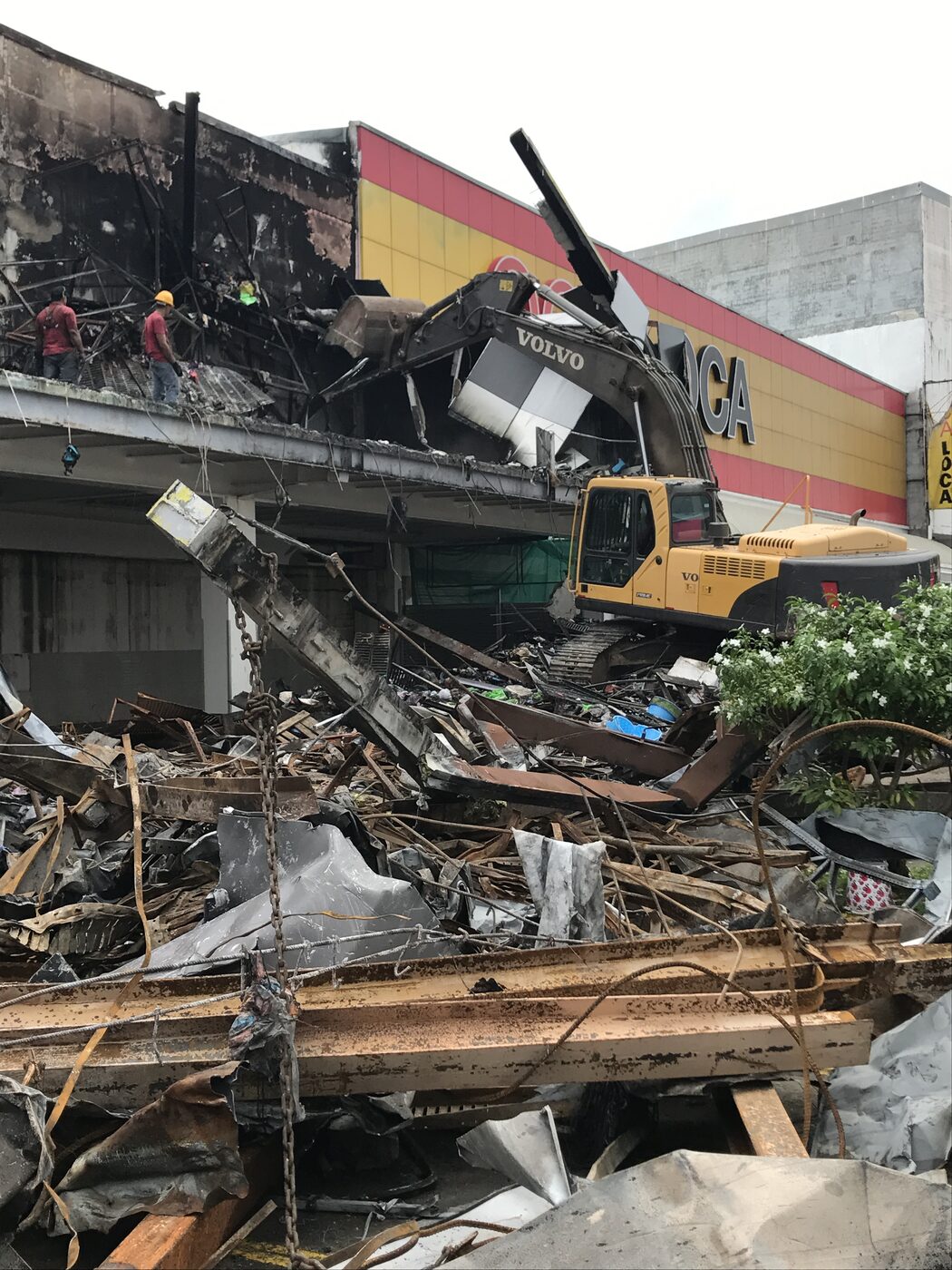 Demolición Parcial, Oca Loca